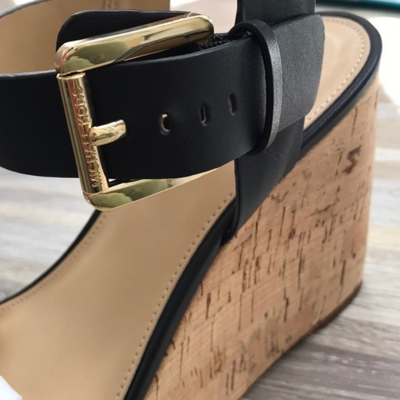 Michael Kors Xaria Wedge Leather Black W AUTHENTIC - Picture 8 of 8